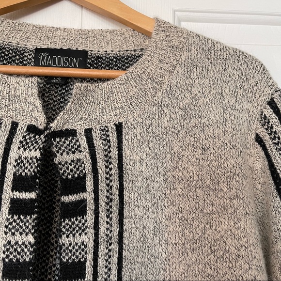 Mia Maddison Heather Design Cardigan - Picture 7 of 8